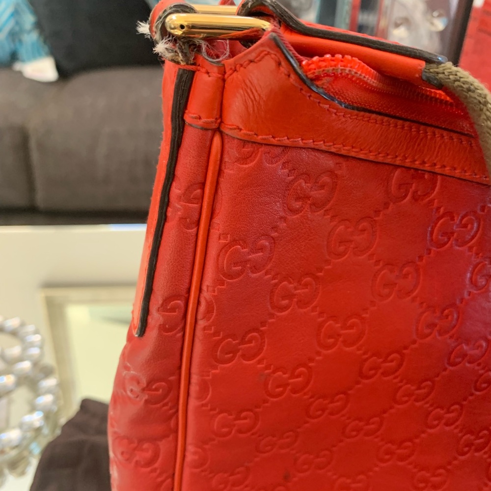 Gucci - Picture 3 of 8